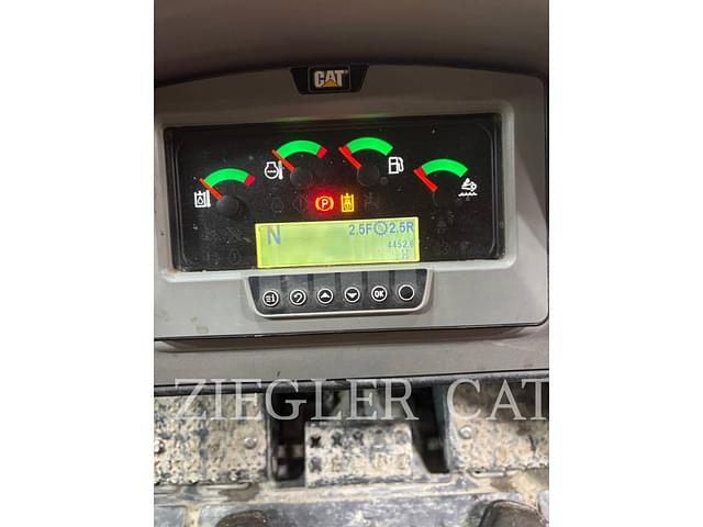 Image of Caterpillar 973K equipment image 4