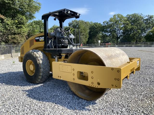Image of Caterpillar CS56B equipment image 3