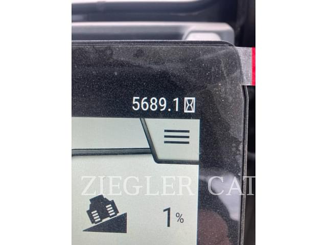 Image of Caterpillar D6LGP equipment image 4
