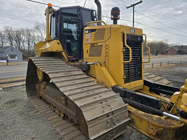 Image of Caterpillar D6N LGP equipment image 3