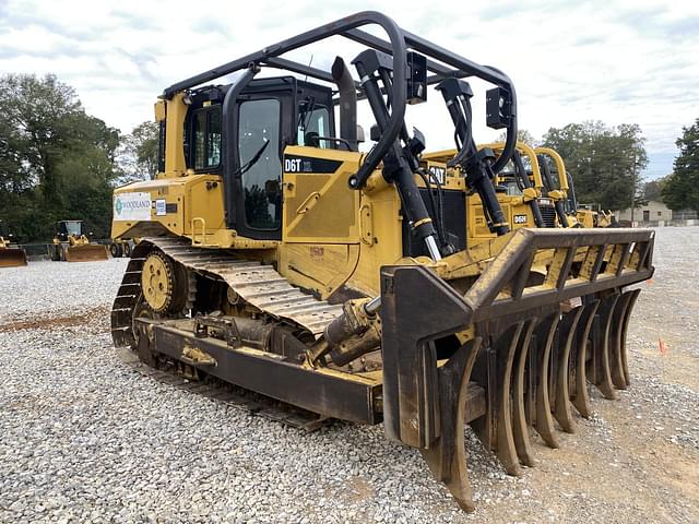 Image of Caterpillar D6T XL equipment image 3