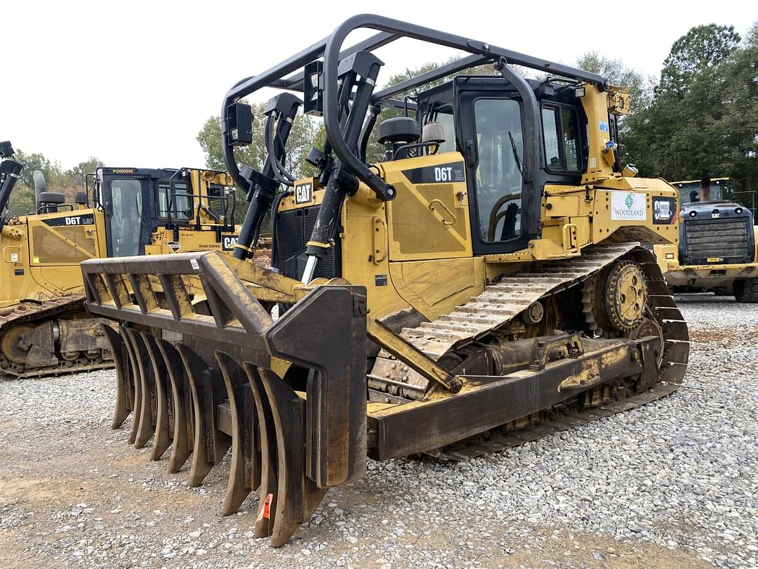 Image of Caterpillar D6T XL Primary image