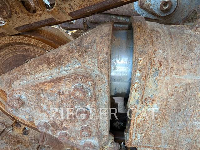 Image of Caterpillar D6T LGP equipment image 4