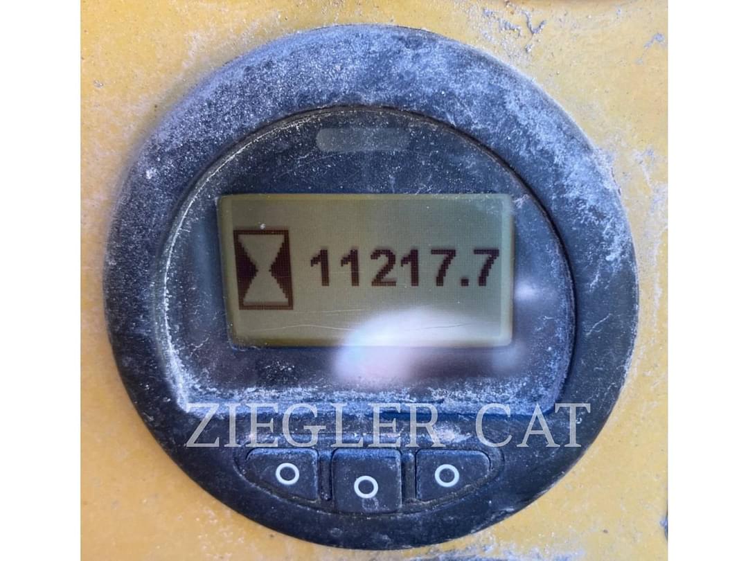 Image of Caterpillar D6T LGP Primary image