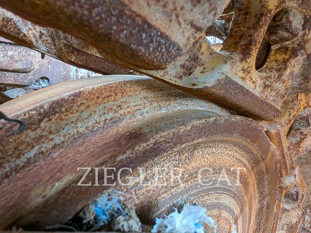 Image of Caterpillar D6T LGP equipment image 4