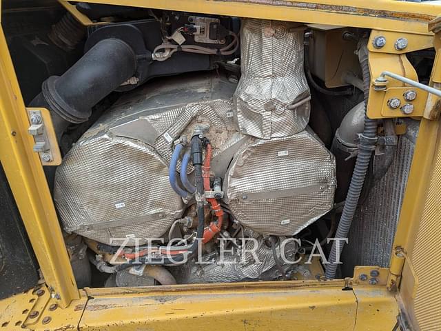 Image of Caterpillar D6T LGP equipment image 2
