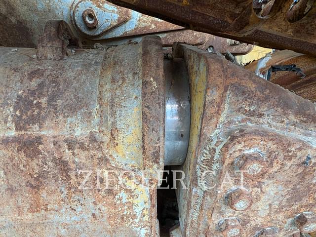 Image of Caterpillar D6T LGP equipment image 3