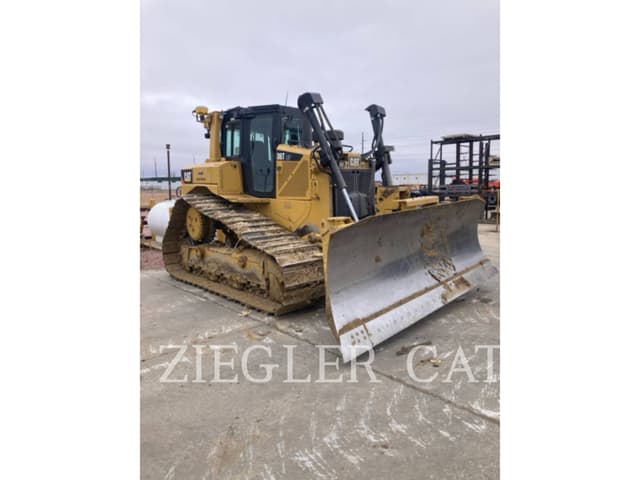 Image of Caterpillar D6T LGP equipment image 1