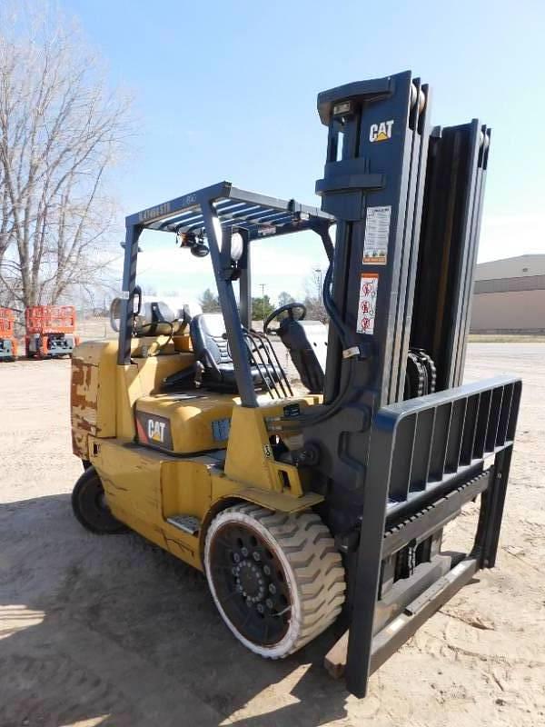 Image of Caterpillar GC70K equipment image 2