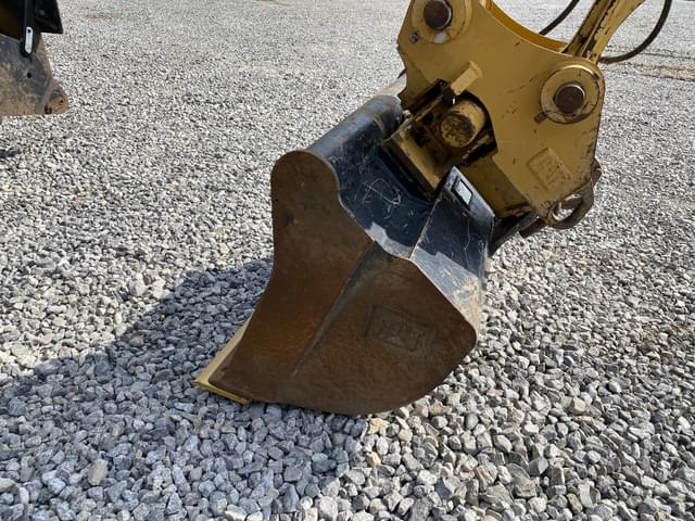 Image of Caterpillar M322F equipment image 4