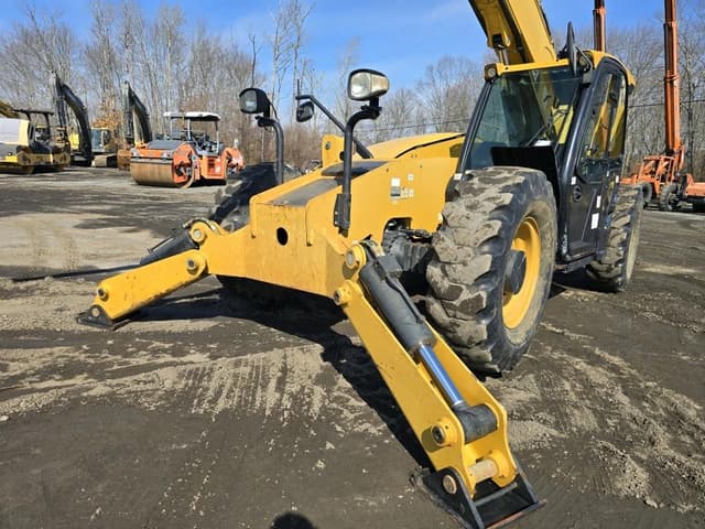 Image of Caterpillar TL943D equipment image 1