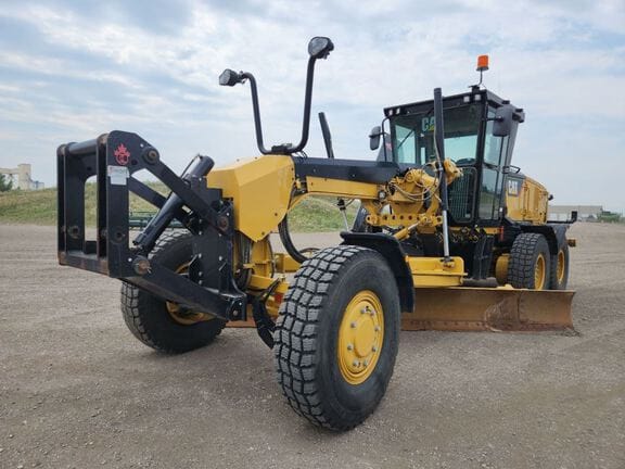 2019 Caterpillar 140AWD Equipment Image0