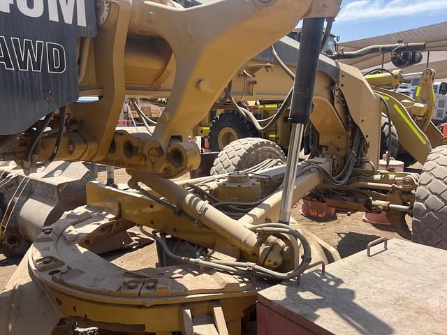 Image of Caterpillar 140M equipment image 4