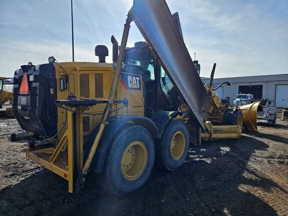 2019 Caterpillar 140M3 Equipment Image0