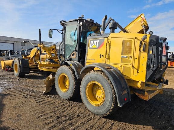 Image of Caterpillar 140M3 equipment image 2