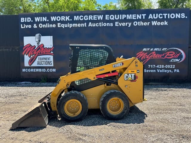 Image of Caterpillar 236D3 equipment image 2