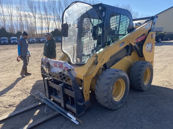 Image of Caterpillar 262D3 equipment image 2