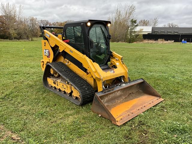 Image of Caterpillar 299D3 equipment image 2