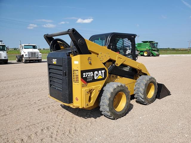 Image of Caterpillar 272D2 XHP equipment image 2