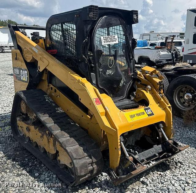 Image of Caterpillar 299D2 XHP equipment image 2