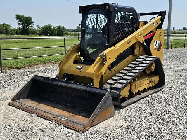 Image of Caterpillar 299D3 equipment image 1