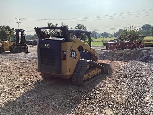 Image of Caterpillar 299D3 equipment image 4