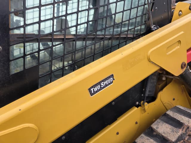 Image of Caterpillar 299D3 equipment image 3