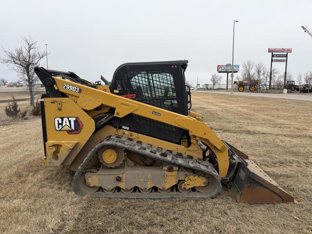 Image of Caterpillar 299D3 equipment image 3