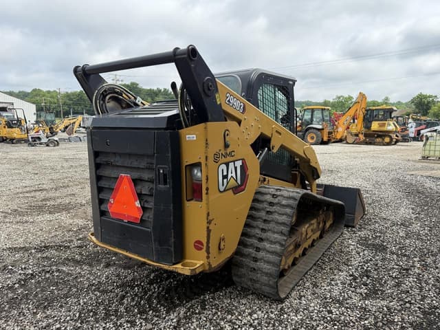 Image of Caterpillar 299D3 equipment image 3