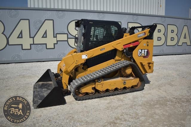 Image of Caterpillar 299D3XE equipment image 3