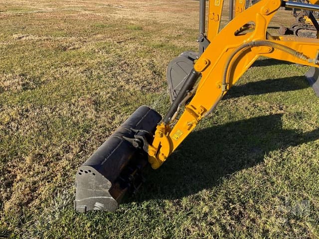 Image of Caterpillar 301.7 CR equipment image 4