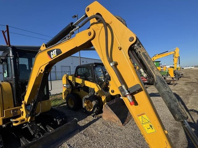 Image of Caterpillar 303.5E2 CR equipment image 4