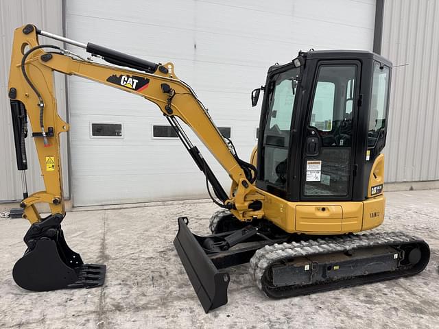 Image of Caterpillar 303.5E2 CR equipment image 3