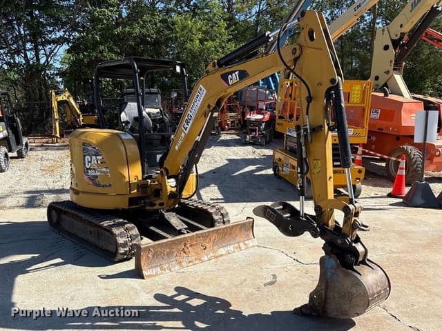 Image of Caterpillar 303.5E2 equipment image 2