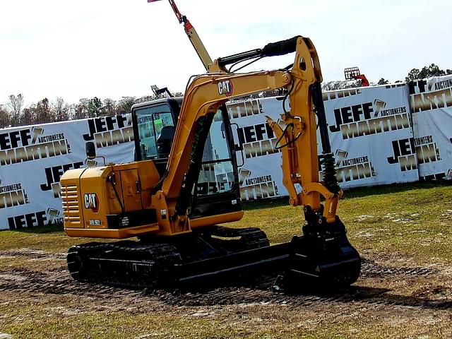 Image of Caterpillar 305.5E2 equipment image 2