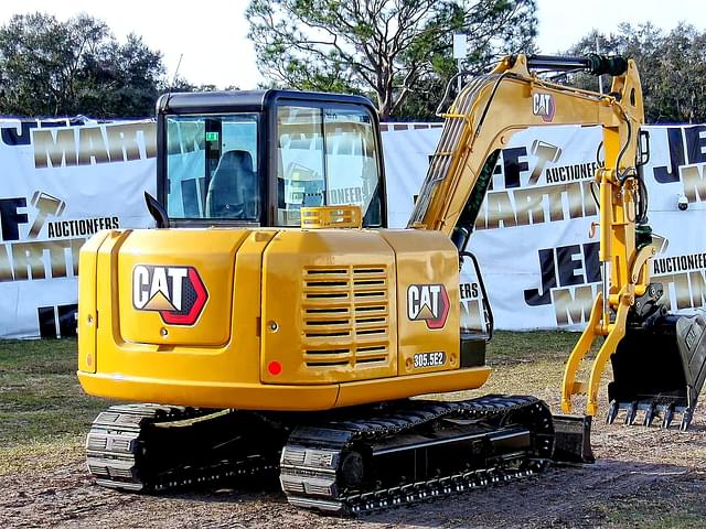 Image of Caterpillar 305.5E2 equipment image 4