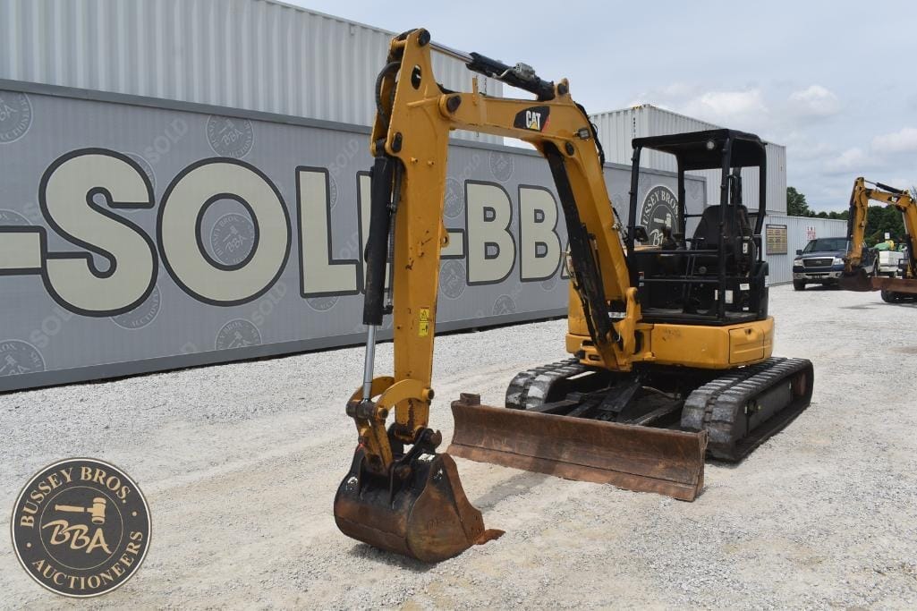2019 Caterpillar 305E2 CR Equipment Image0