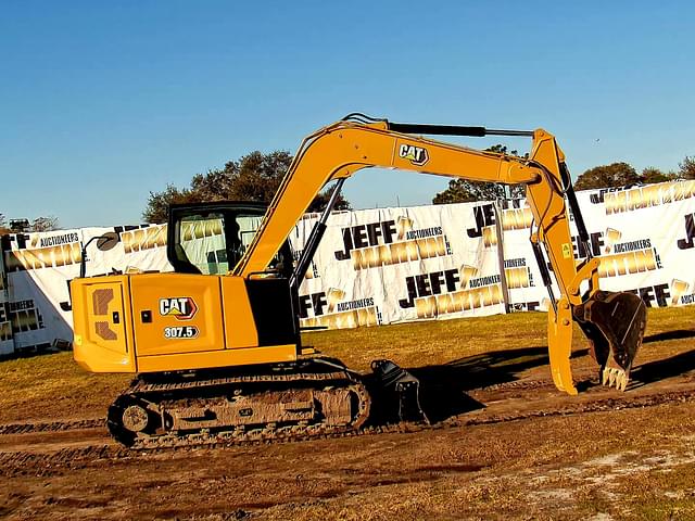 Image of Caterpillar 307.5 equipment image 3