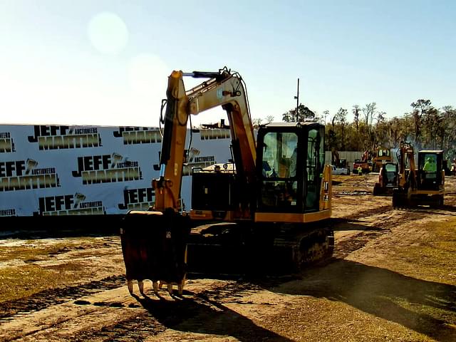 Image of Caterpillar 307.5 equipment image 1