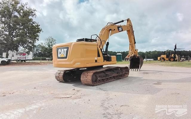 Image of Caterpillar 320 equipment image 4