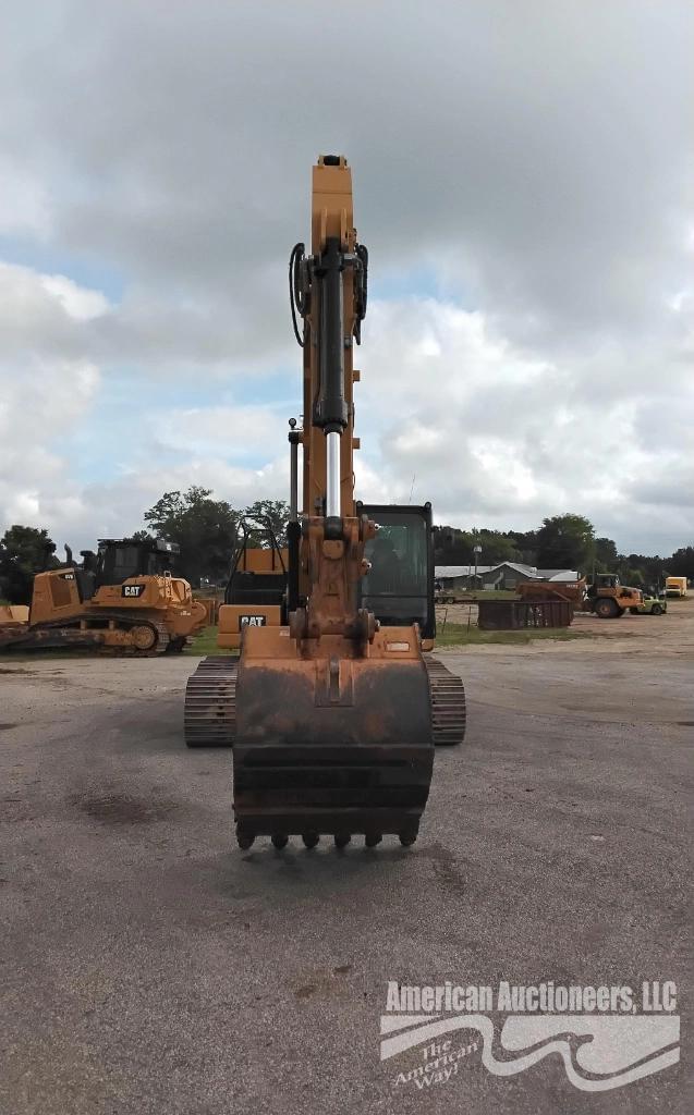 Image of Caterpillar 320 equipment image 1