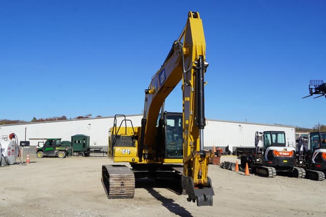 Image of Caterpillar 323 equipment image 4