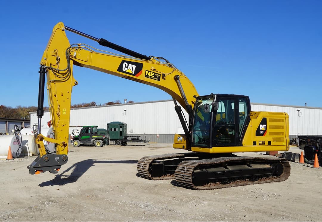 Image of Caterpillar 323 Primary image