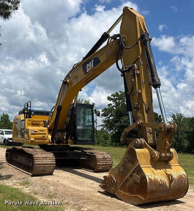 Image of Caterpillar 326FL equipment image 2