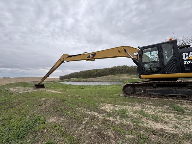 Image of Caterpillar 326FL equipment image 2