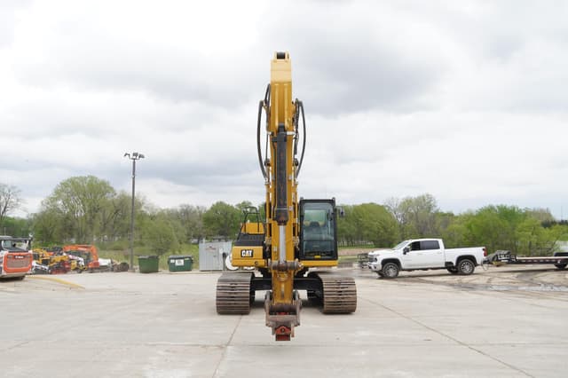 Image of Caterpillar 330 equipment image 2