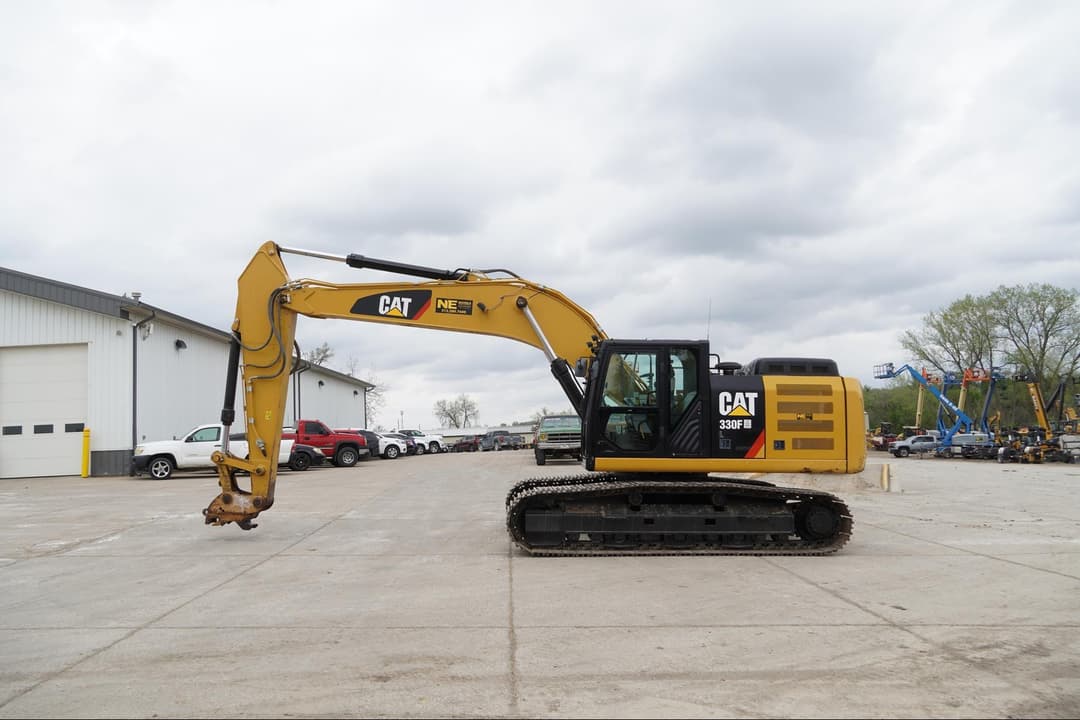 Image of Caterpillar 330FL Primary image