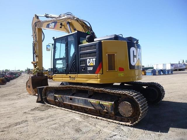 Image of Caterpillar 335FLCR equipment image 3