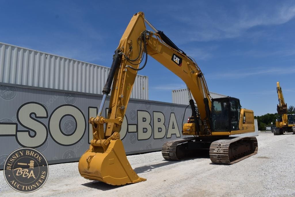 2019 Caterpillar 336 Equipment Image0