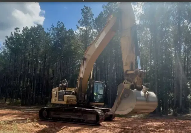 Image of Caterpillar 336 equipment image 4